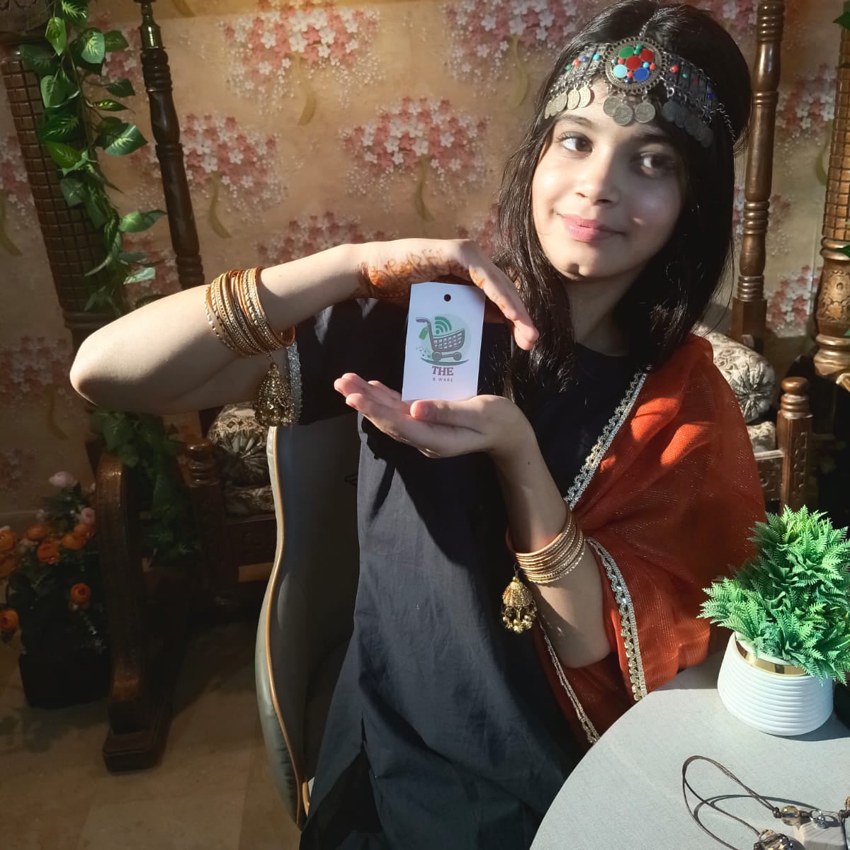 black and gold trendy dress