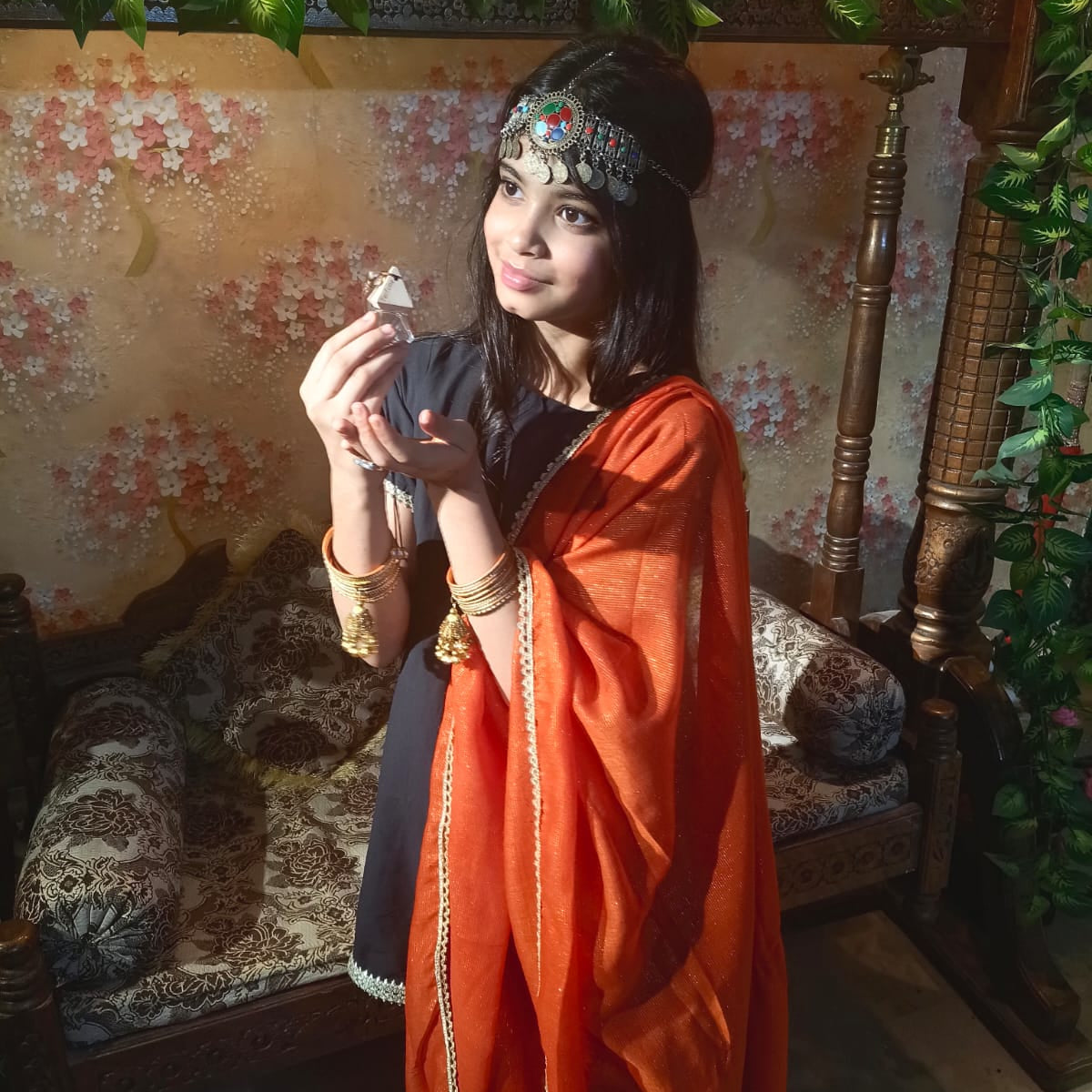 black and gold trendy dress