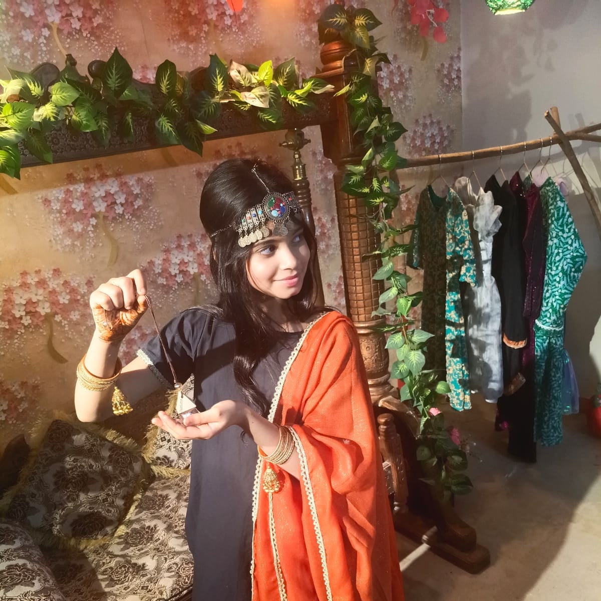 black and gold trendy dress