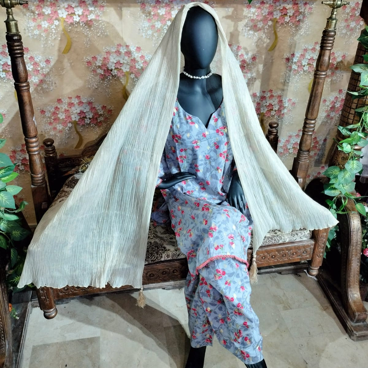 Grey shalwar kameez lawn