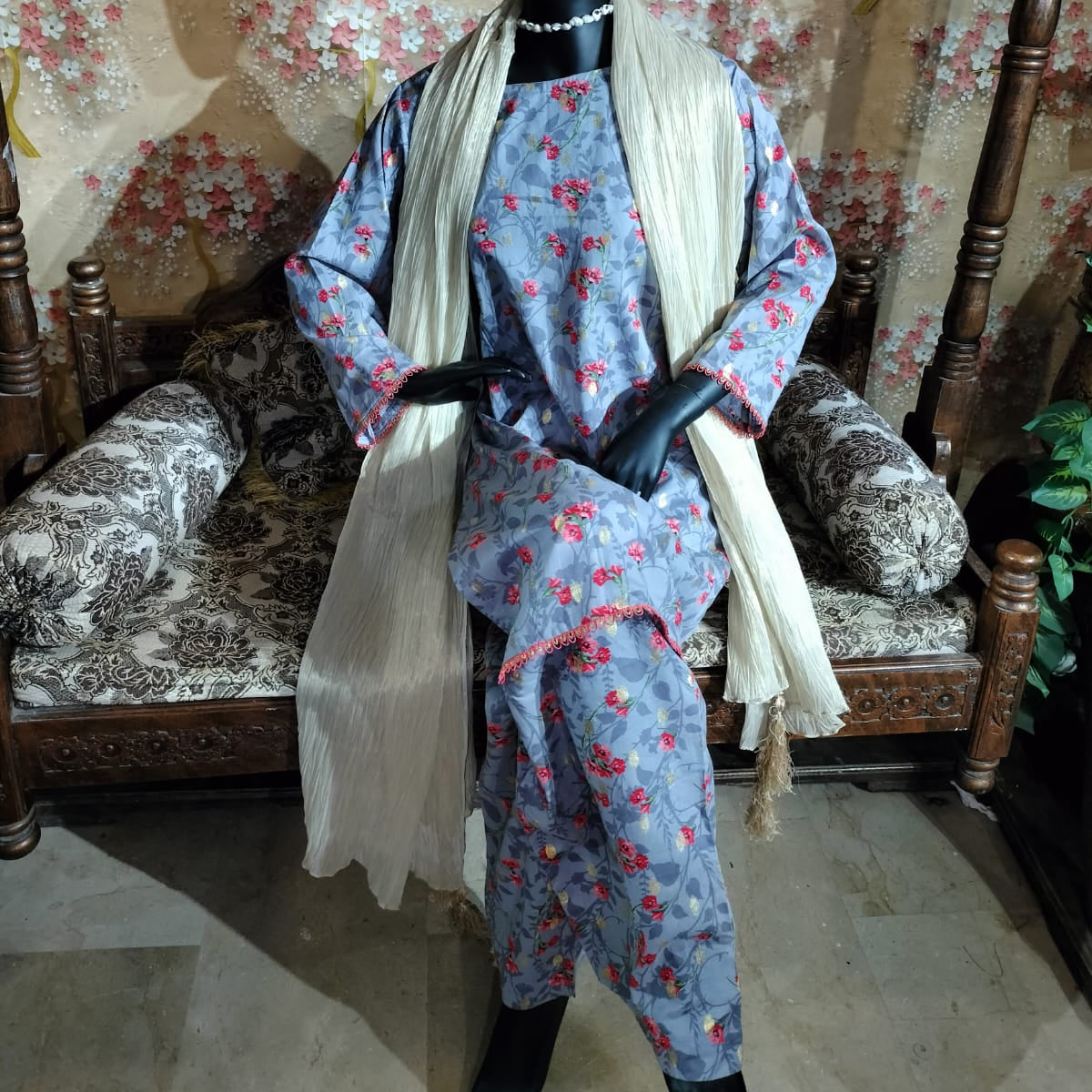 Grey shalwar kameez lawn