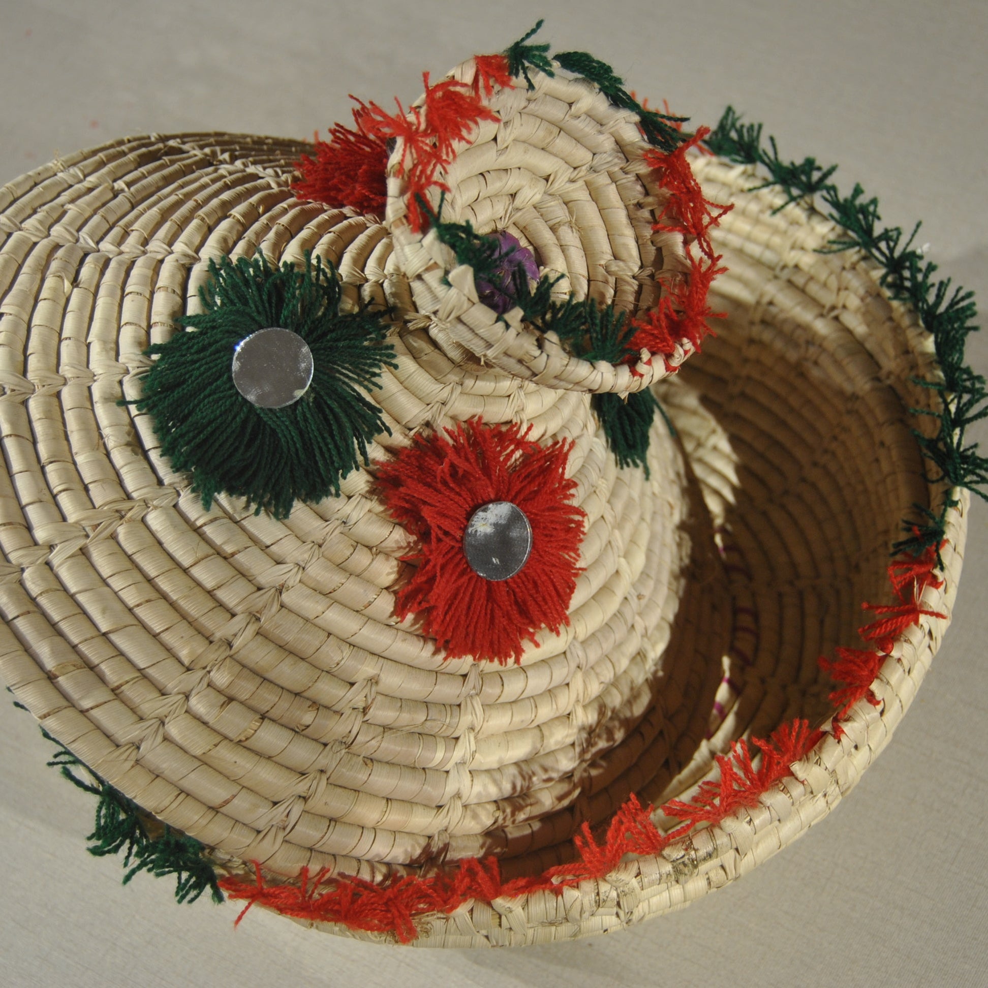 woven storage basket with lid
