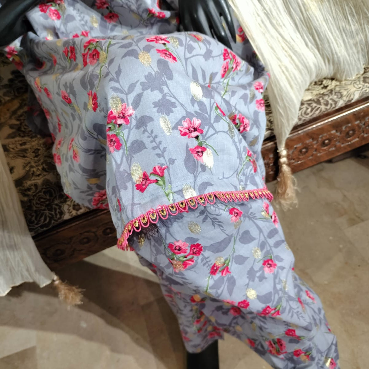 Grey shalwar kameez lawn